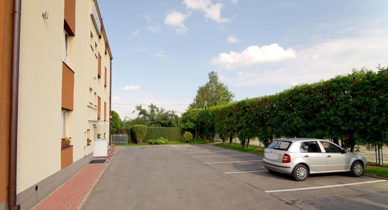 Hotel Eden 24H Rzeszów Exterior foto