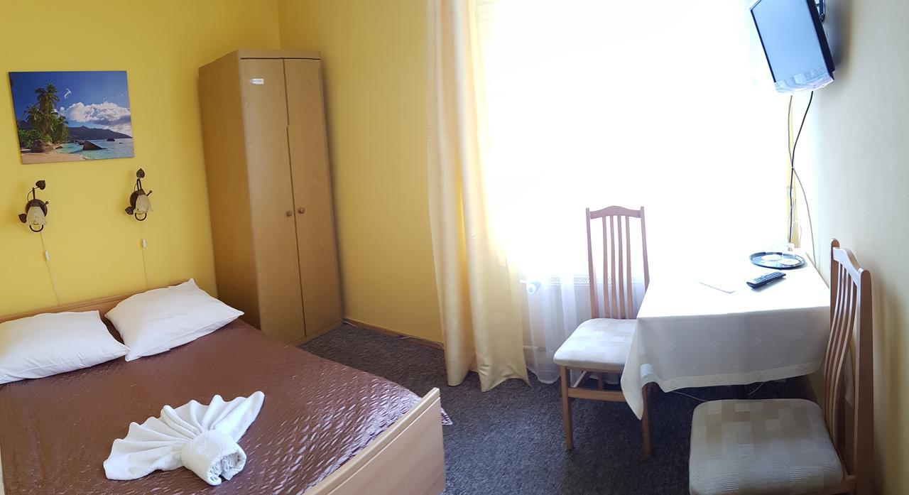 Hotel Eden 24H Rzeszów Exterior foto
